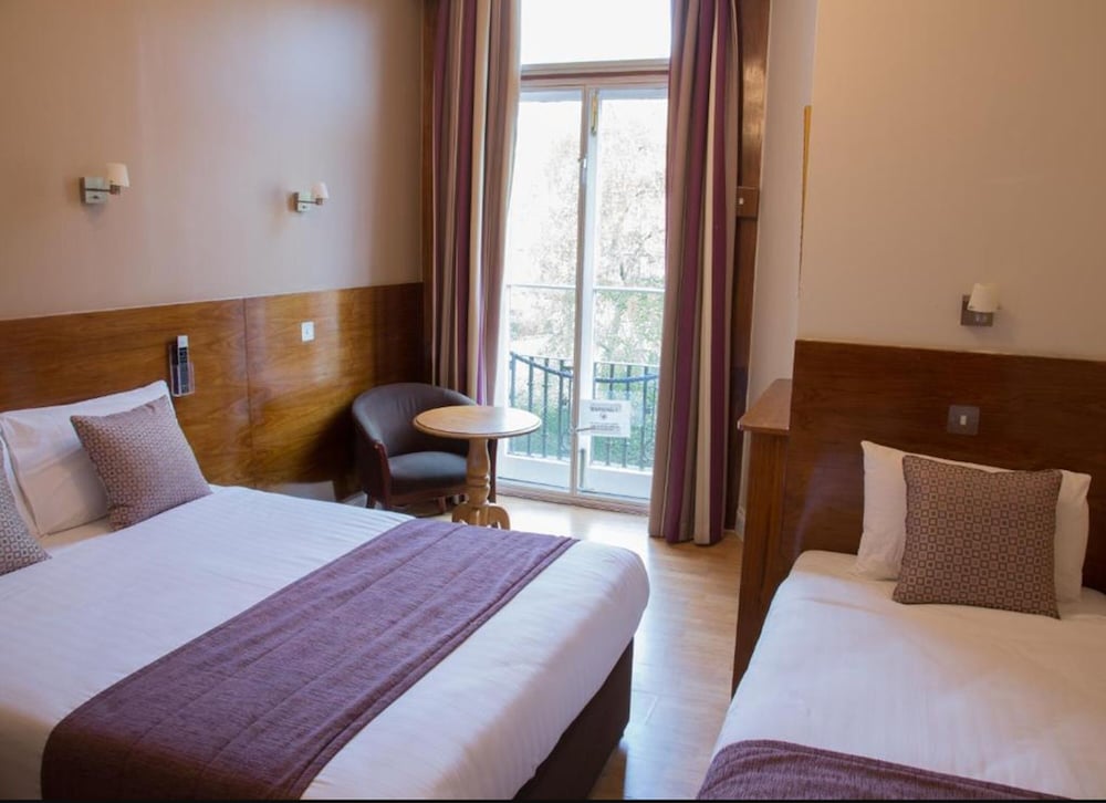 

Pisa - Londra - Garden View Hotel
