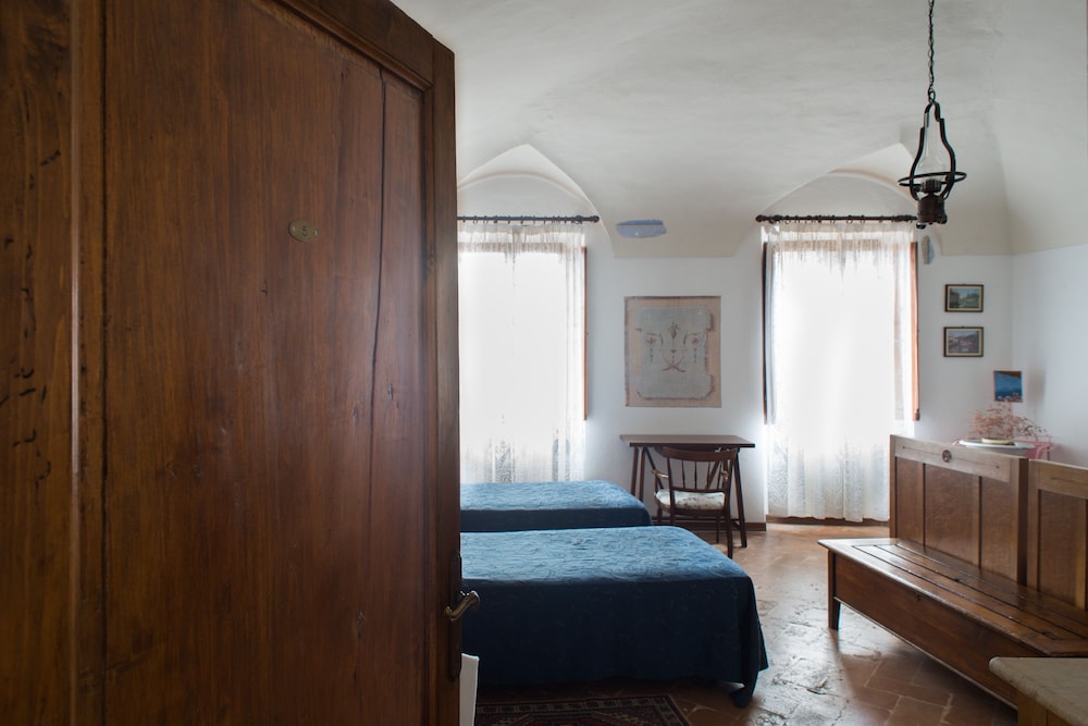 

Napoli - San Gimignano - Residenza D'Epoca Palazzo Buonaccorsi