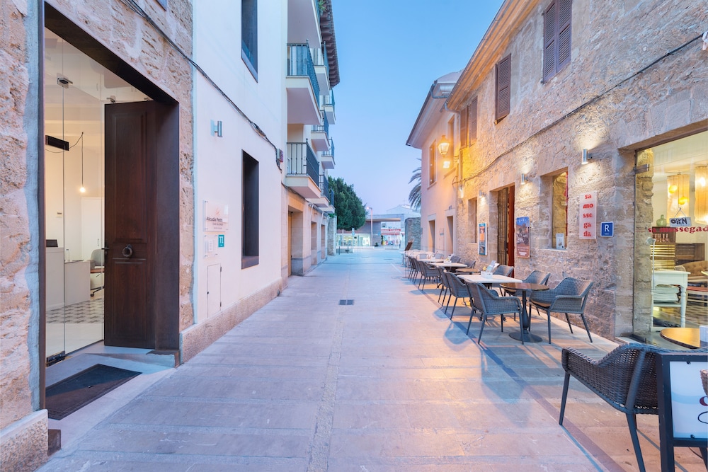 

Catania - Puerto De Alcudia, Mallorca - Alcudia Petit - Turismo de Interior