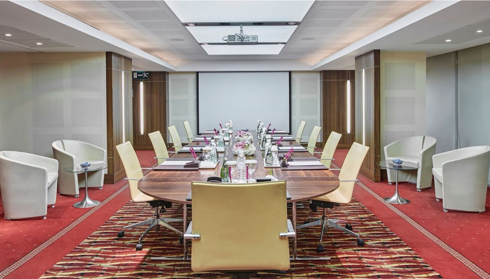 

Milano - Kuwait City - Holiday Inn Kuwait Al Thuraya City