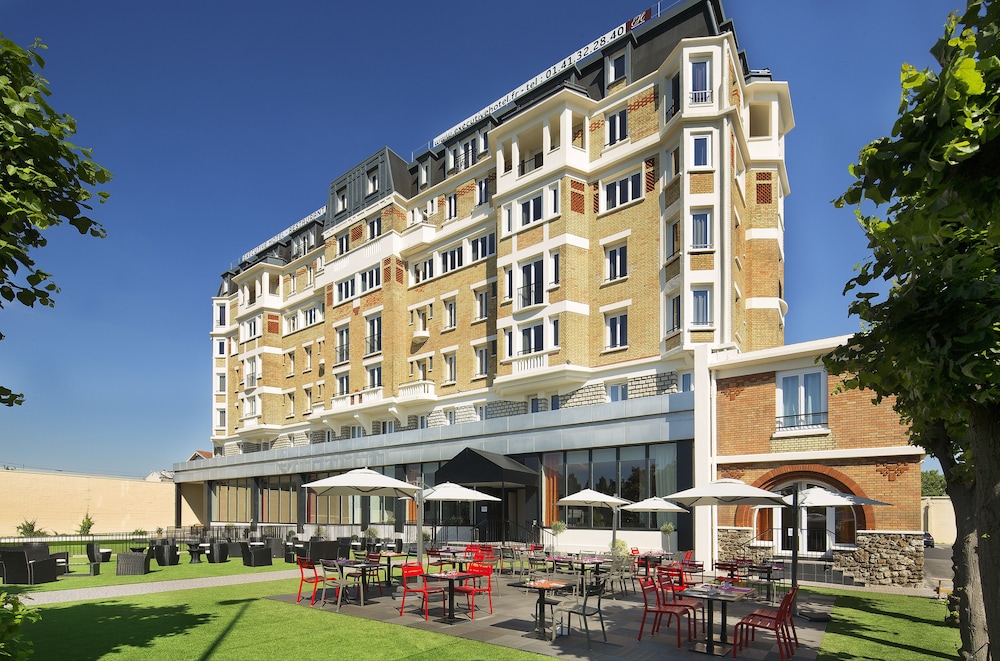 

Reggio Calabria - Parigi - Executive Hôtel Paris Gennevilliers