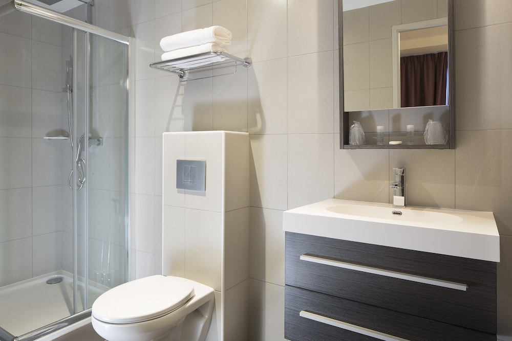 

Brindisi - Saint-Denis (Ile-de-France) - Executive Hôtel Paris Gennevilliers