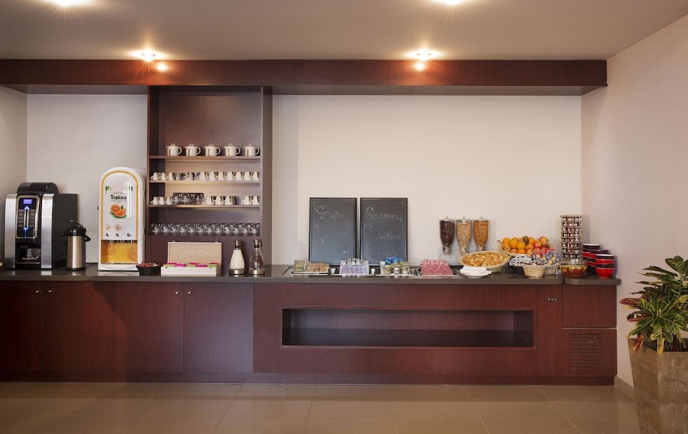 

Lamezia Terme - Asnières-sur-Seine - Executive Hôtel Paris Gennevilliers