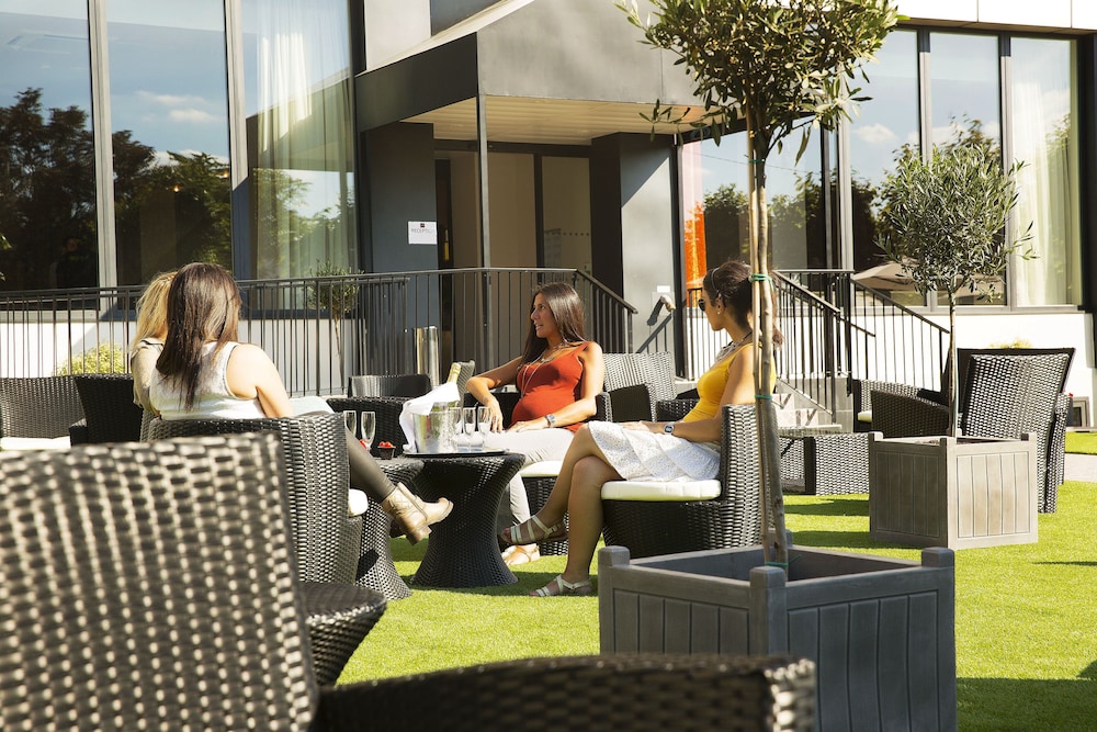 

Bari - Saint-Ouen - Executive Hotel Paris Gennevilliers