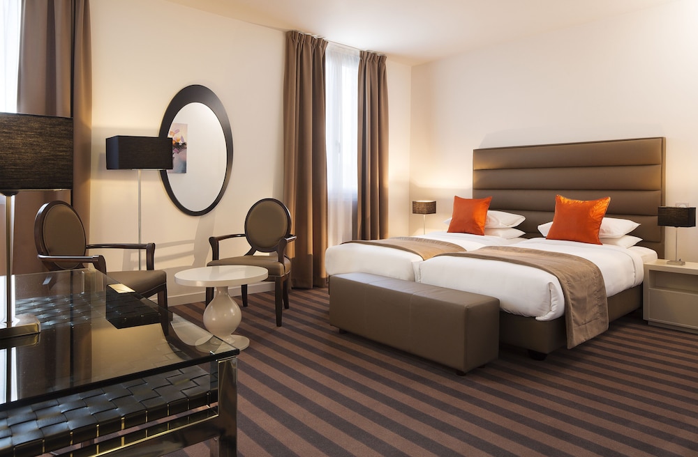 

Lamezia Terme - Parigi - Executive Hôtel Paris Gennevilliers