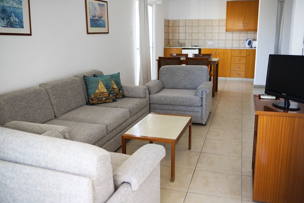 

Venezia - Larnaca - Sun Hall Beach Hotel Apartments