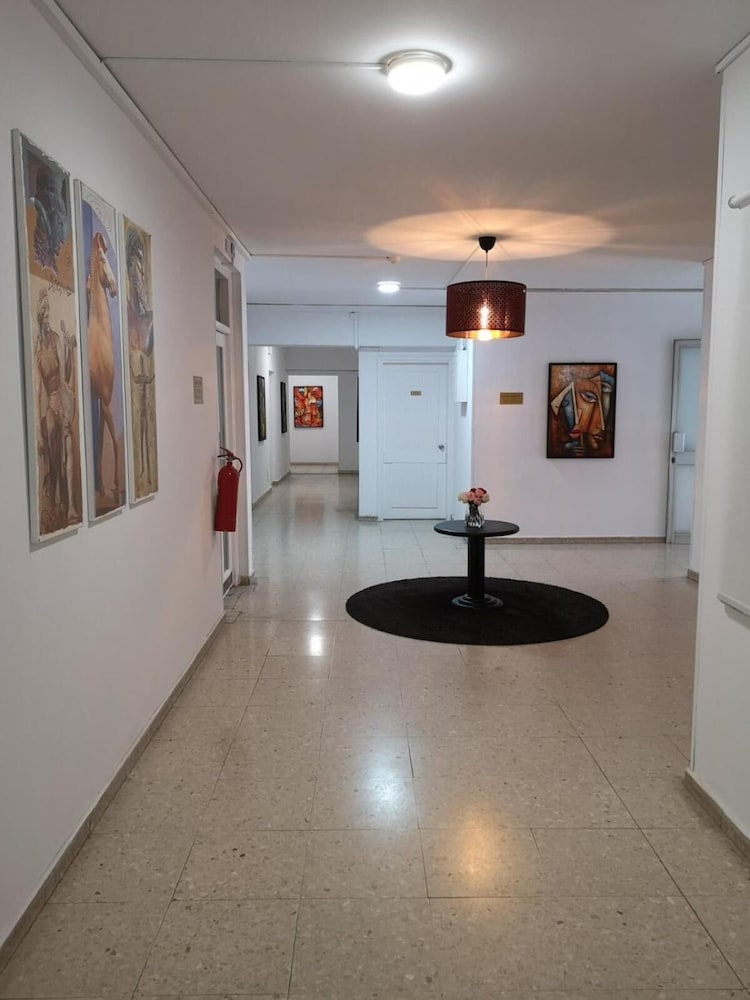 

Napoli - Larnaca - Sun Hall Beach Hotel Apartments
