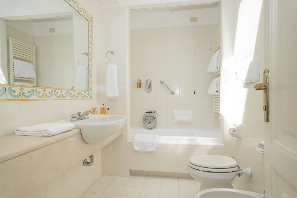 

Catania - Grottaferrata - Park Hotel Villa Grazioli