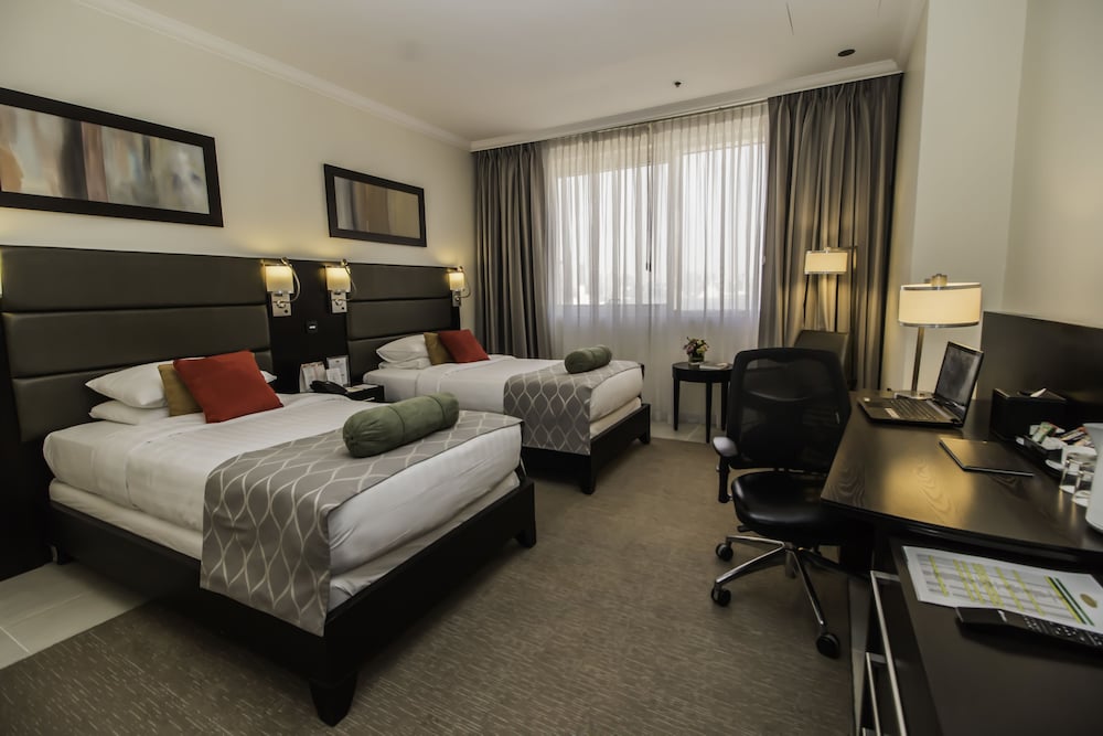 

Milano - Doha - The Royal Riviera Hotel