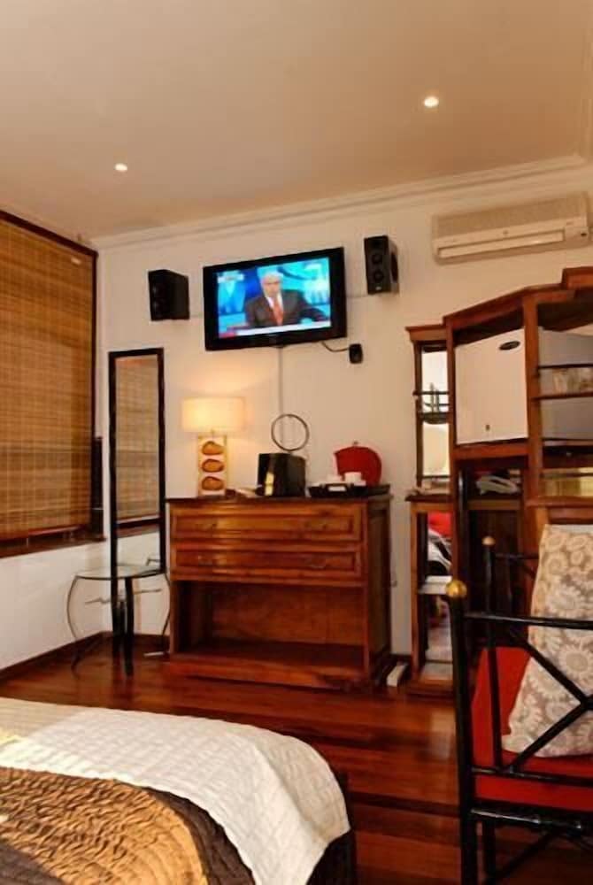 

Roma - Antananarivo - Hotel Brajas