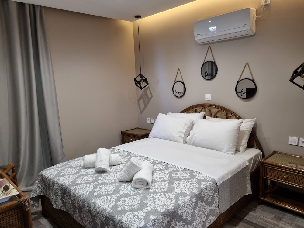 

Venezia - Vouliagmeni - Parthenis Riviera Hotel
