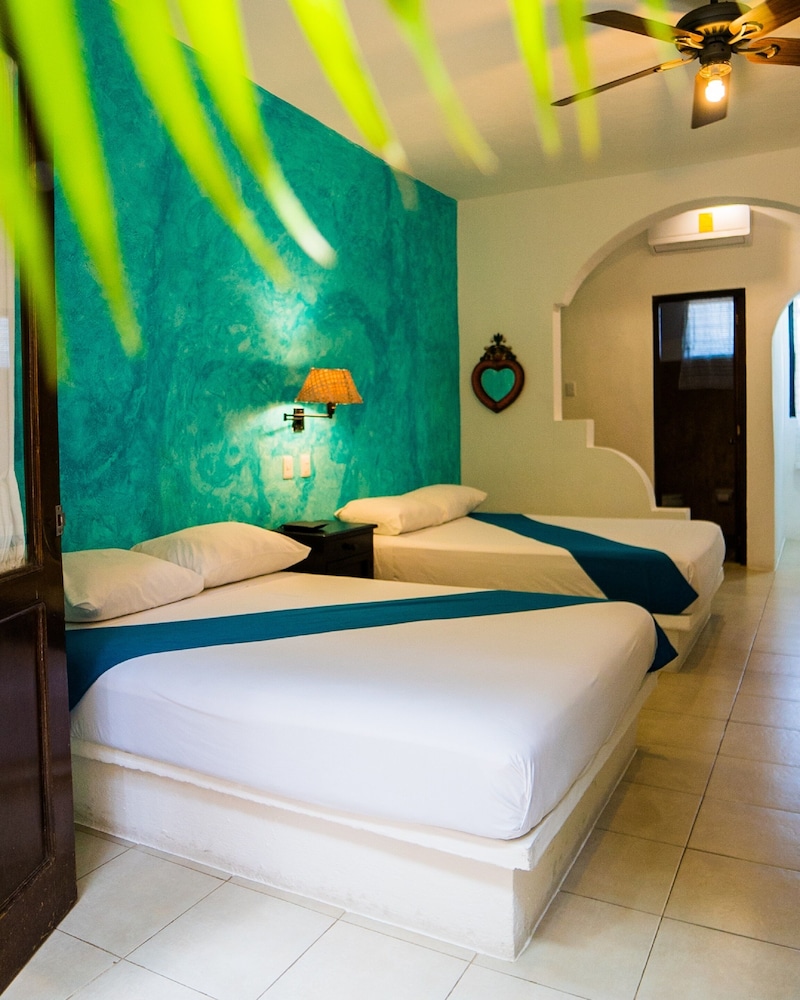 

Bari - Playa del Carmen - Hotel Casa De Las Flores