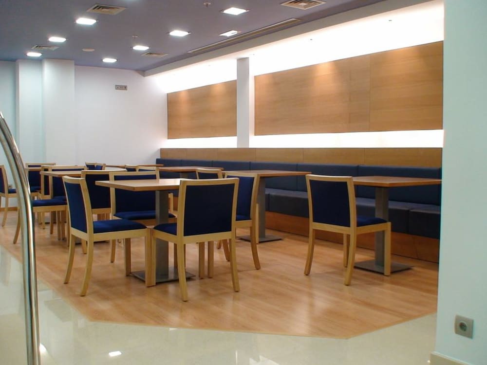 

Bologna - Sant Carles de la Ràpita - Hotel del Port