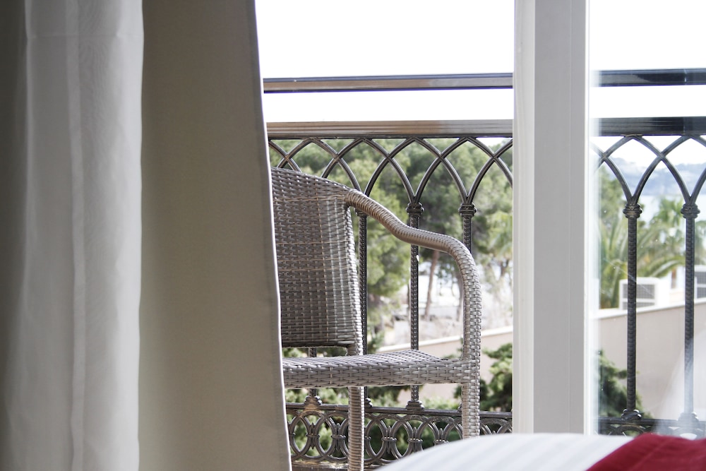 

Verona - Andratx - Morlans Garden