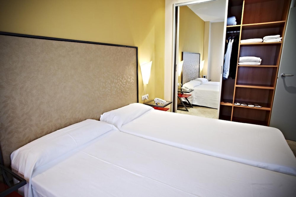 

Pisa - Siviglia - Apartamentos Vértice Sevilla Aljarafe