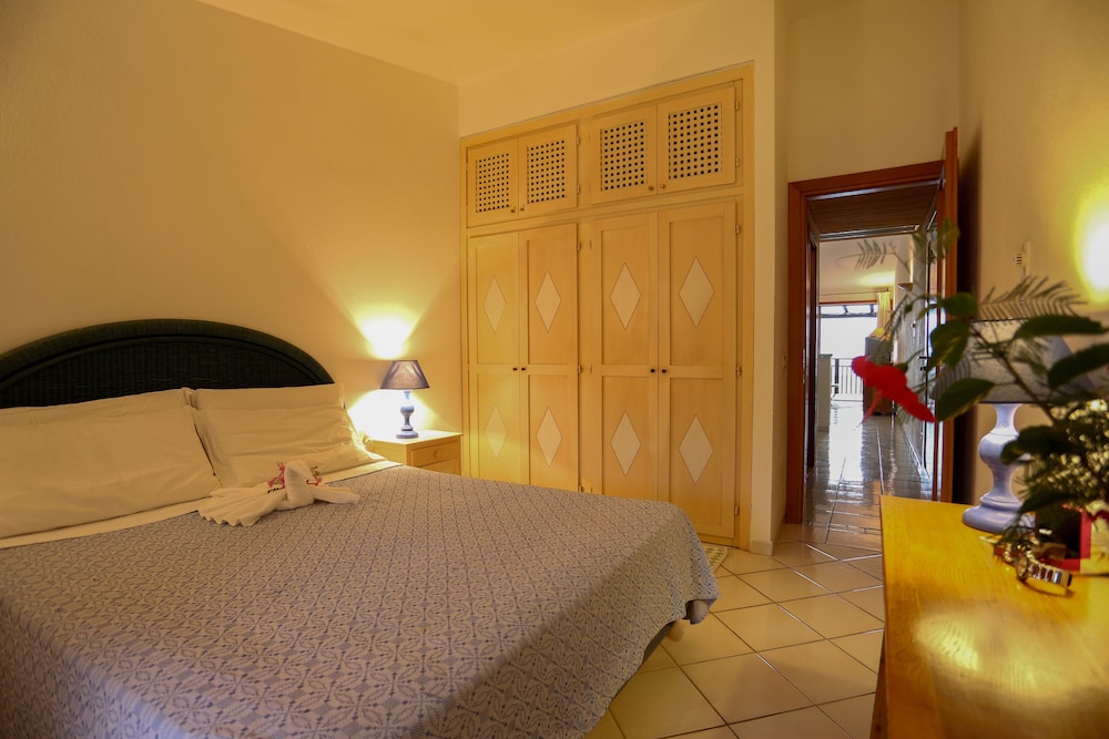 

Bologna - Palau - Sporting Hotel Tanca Manna