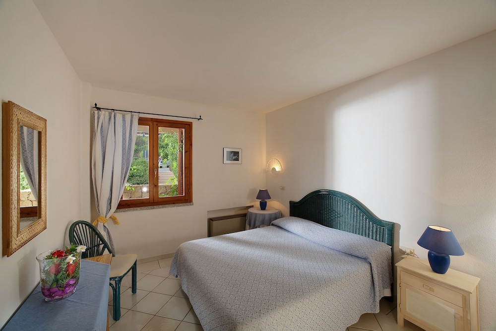 

Milano - Isola di Santo Stefano - Sporting Hotel Tanca Manna