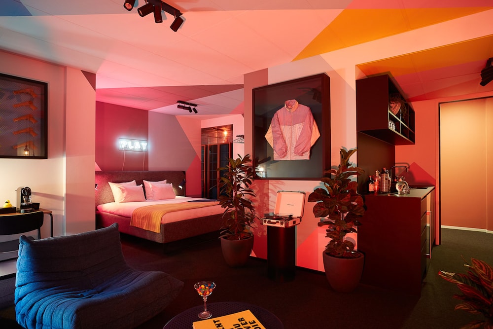 

Bologna - Rotterdam - The Social Hub Rotterdam