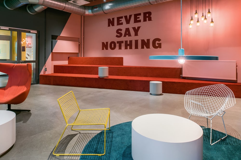 

Bari - Rotterdam - The Social Hub Rotterdam