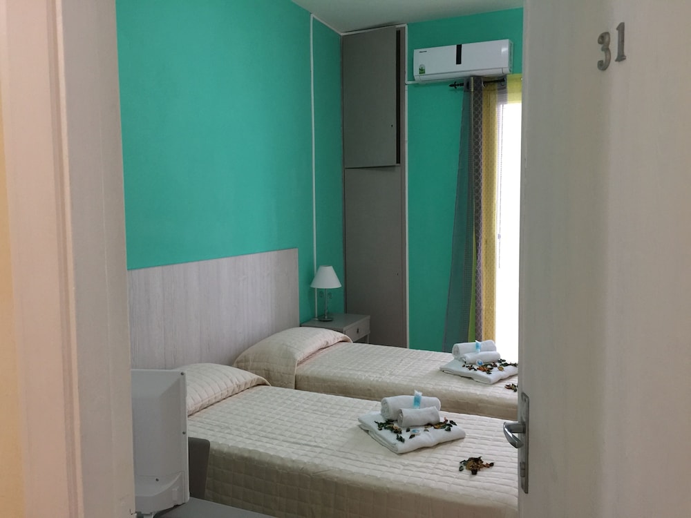 

Bari - Castelsardo - Hotel Castelsardo Domus Beach