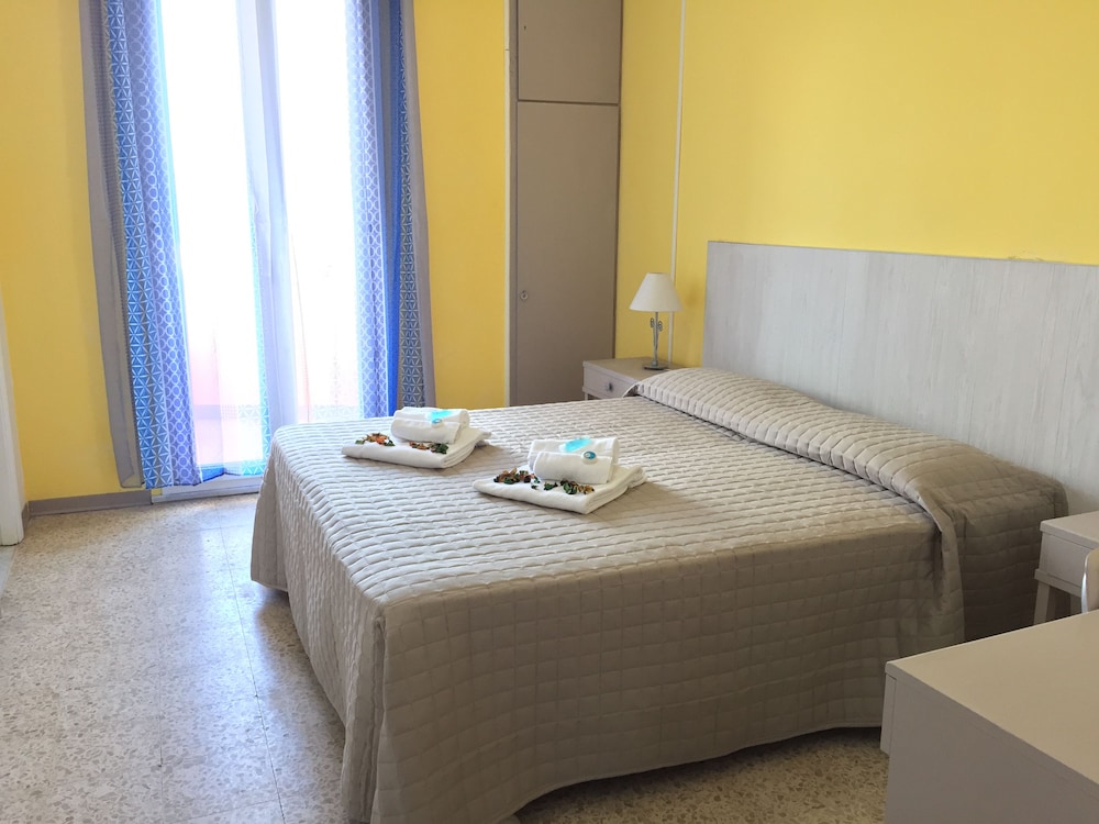 

Firenze - Sardegna, Mare Italia - Hotel Castelsardo Domus Beach