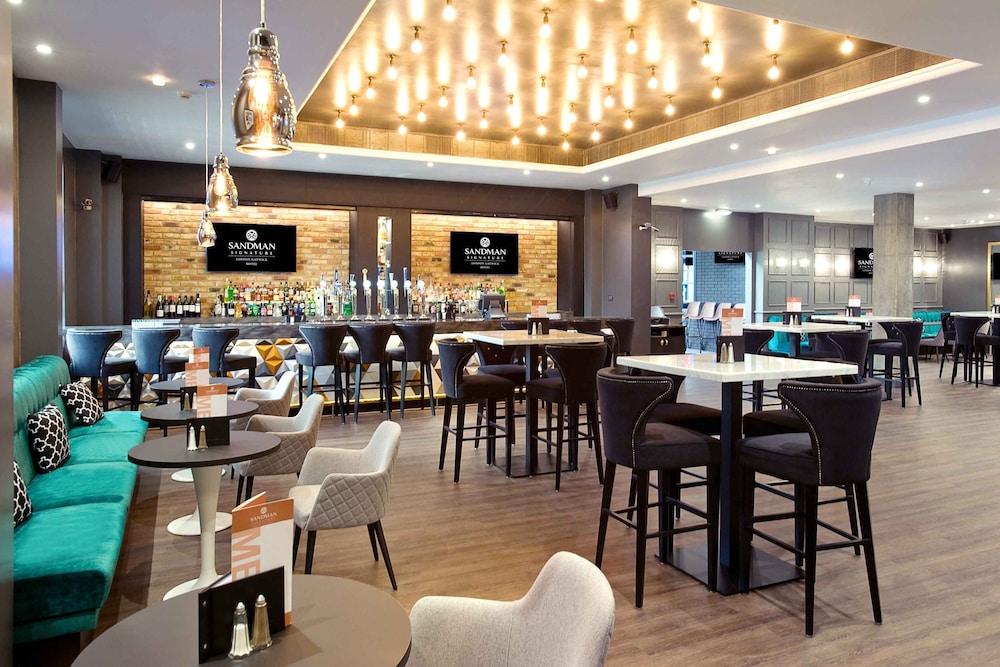 

Venezia - Crawley - Sandman Signature London Gatwick Hotel