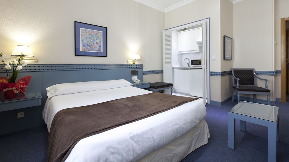 

Napoli - Pozuelo de Alarcón - Espahotel Gran Via