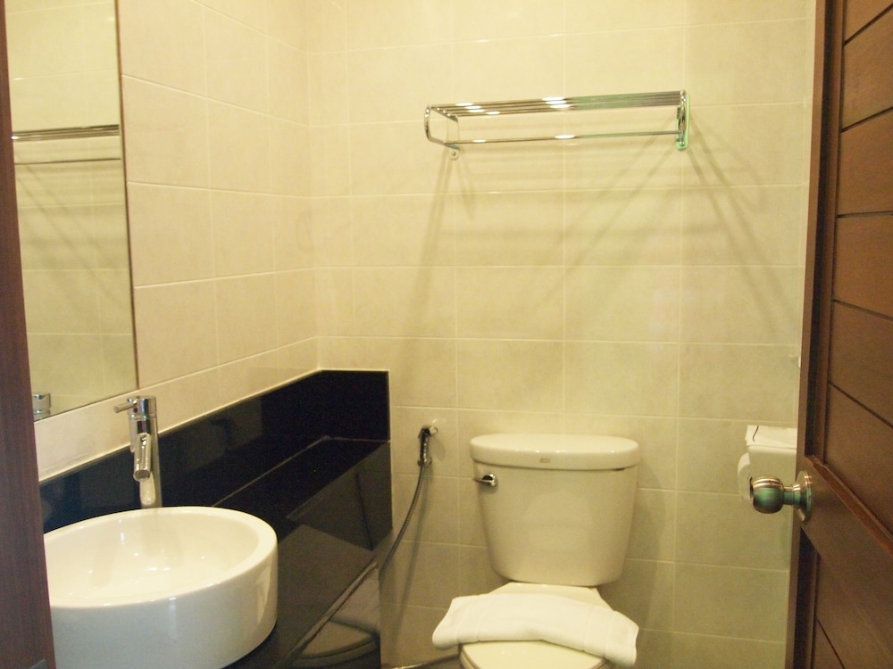

Roma - Phuket Town - Phuket Ecozy Hotel