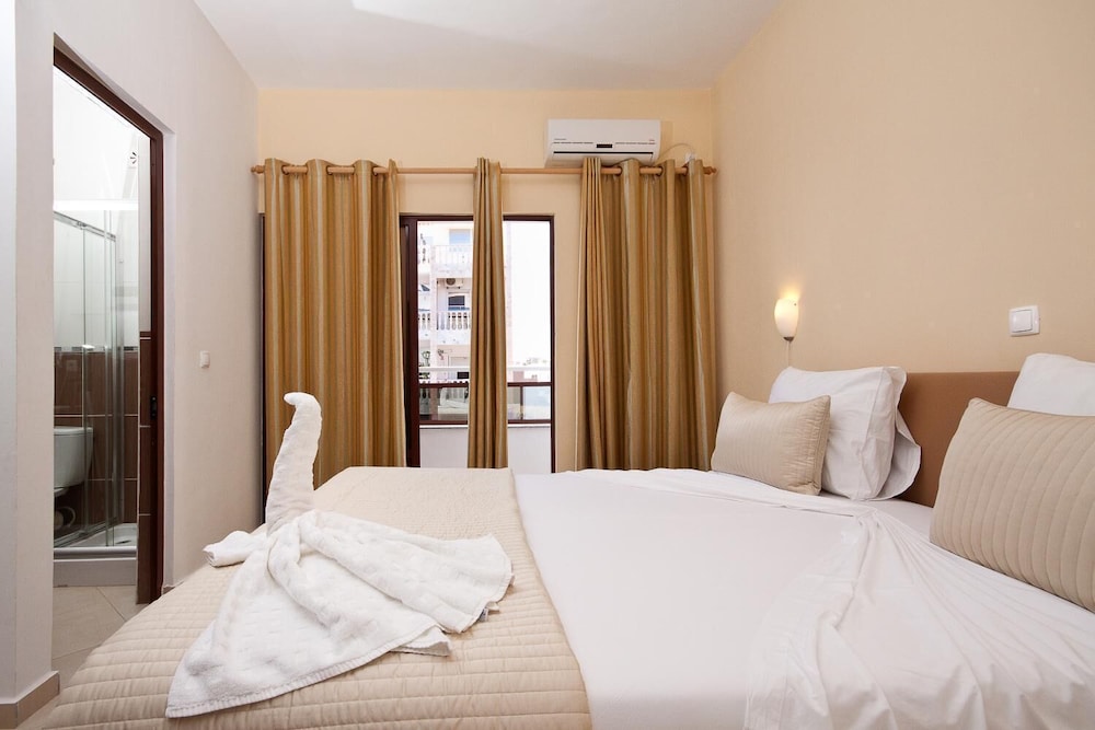 

Milano - Isola di Santiago, Capo Verde - Praiano Aparthotel