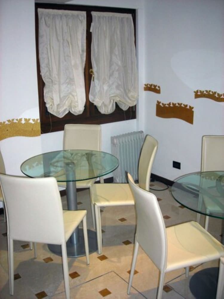 

Catania - Lido di Venezia - Hotel Agli Artisti