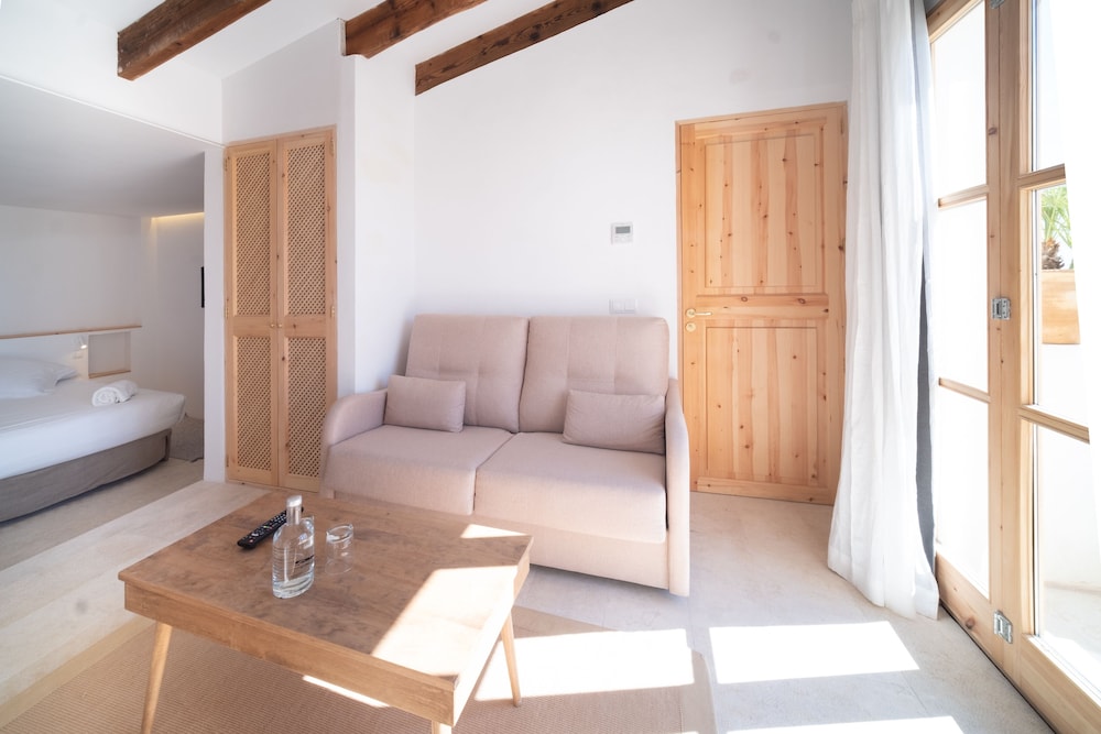 

Palermo - Arta - Hotel Forn Nou