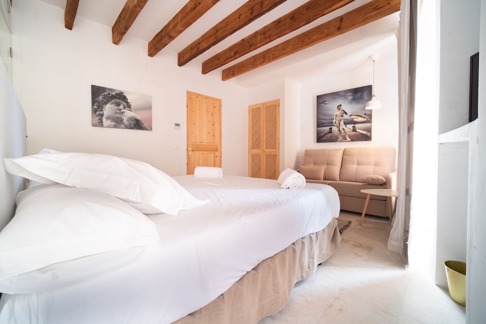 

Bari - Cala Ratjada - Hotel Forn Nou