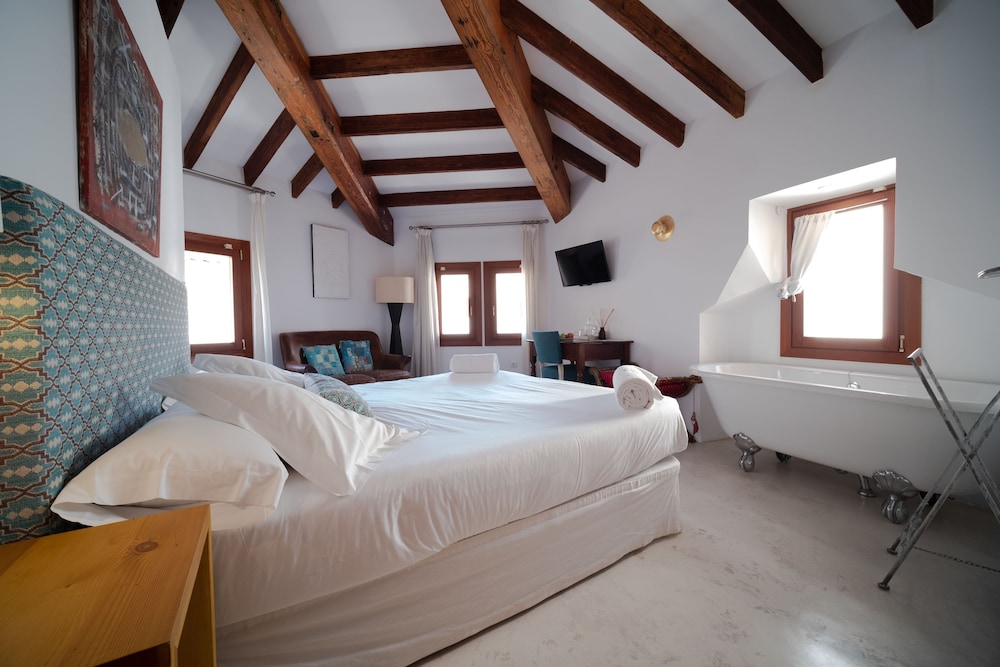 

Catania - Cala Ratjada - Hotel Forn Nou