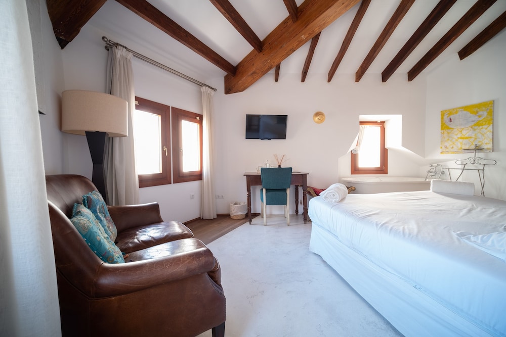 

Napoli - Arta - Hotel Forn Nou