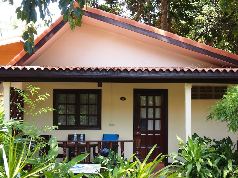 

Milano - Ban Bang Po - Koh Samui - Harry's Bungalows & Restaurant
