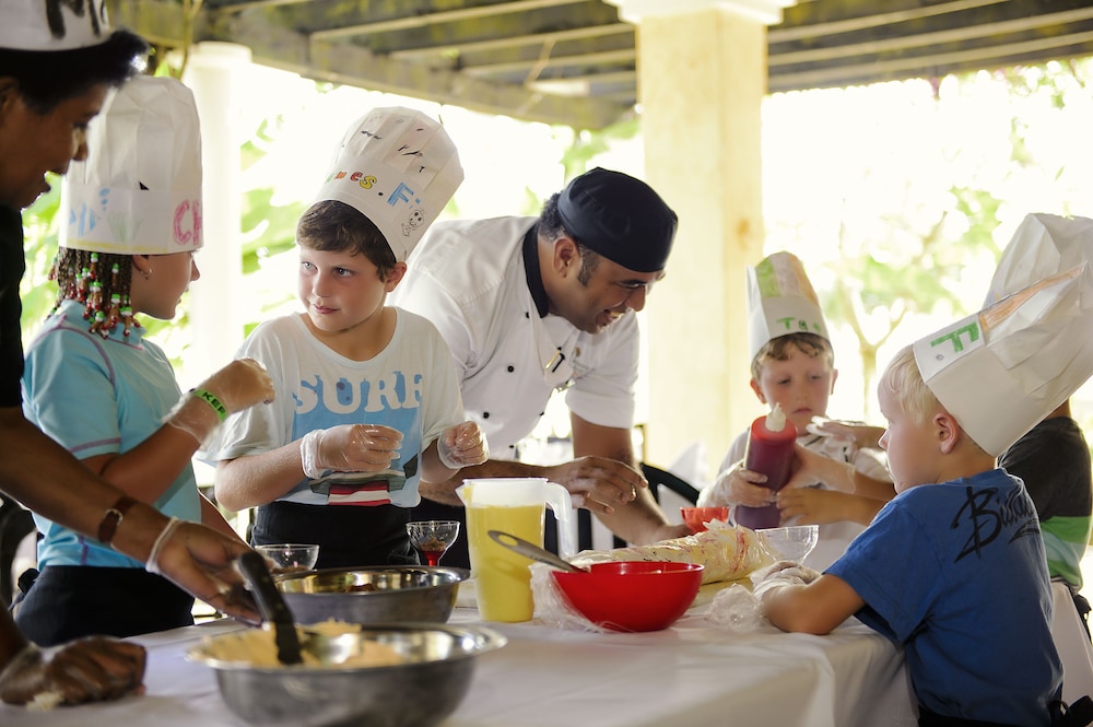 

Roma - Korolevu - Warwick Fiji