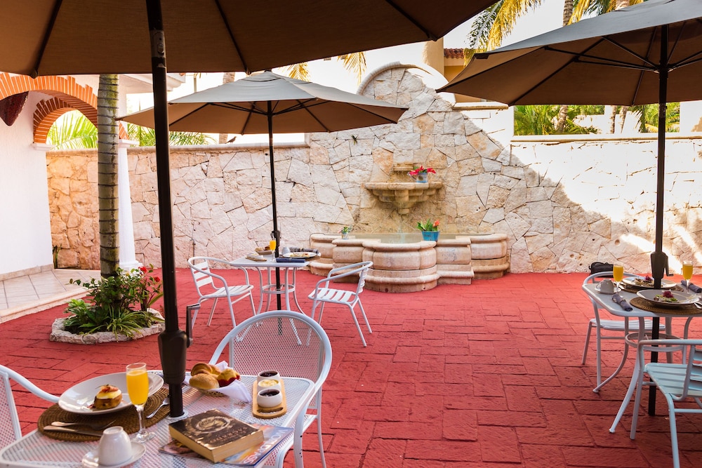 

Bologna - Akumal - Chez Waffle Hotel