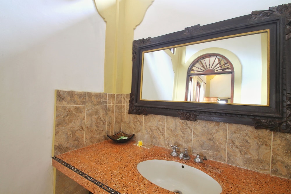 

Milano - Ubud - Bali - Hibiscus Cottages