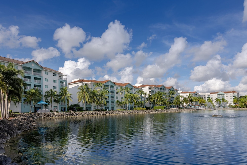 

Bari - Miami (FL) - Marriott's Villas At Doral
