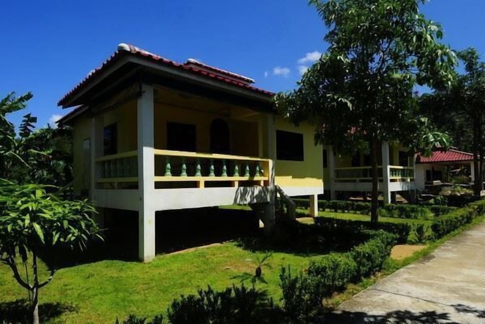 

Milano - Mae Nam Beach - New Sunrise Village Bang Po Beach