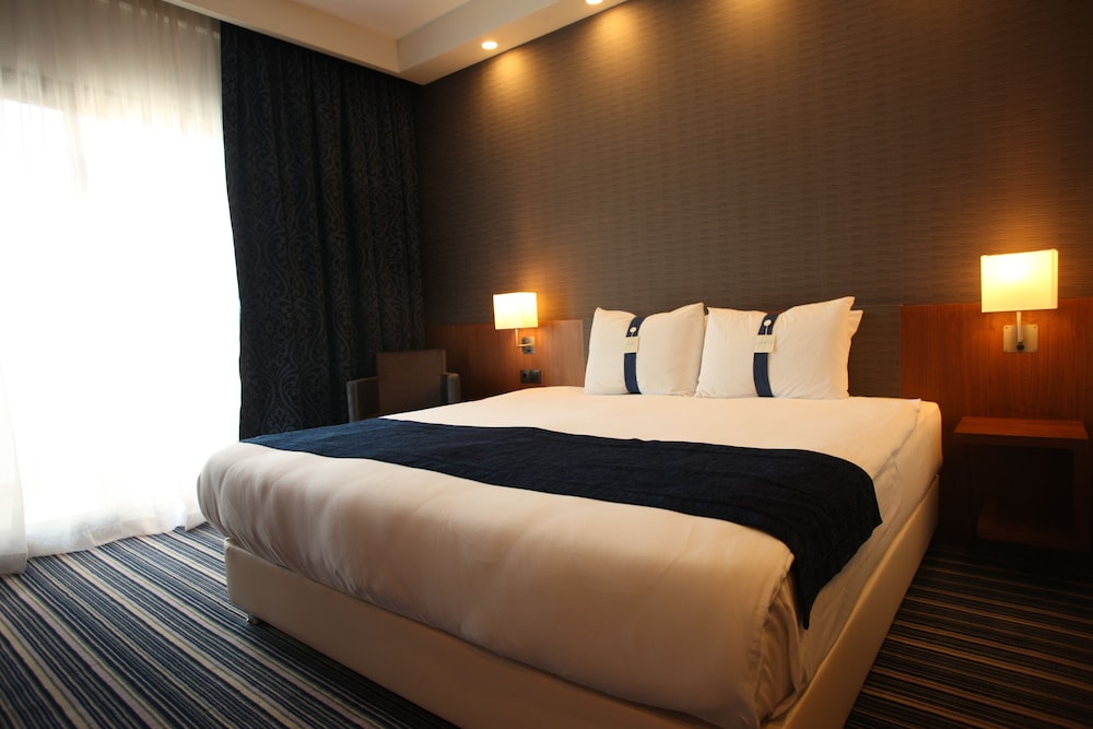 

Milano - Manisa - Holiday Inn Express Manisa - West