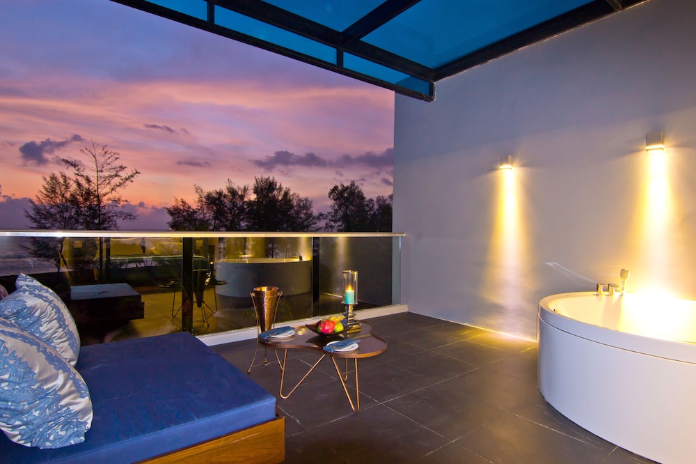 

Verona - Natai Beach, Phang-nga - Le Coral Resort