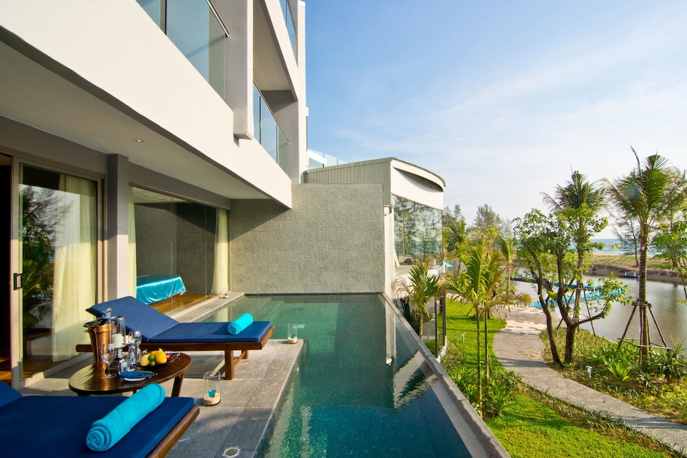 

Bari - Natai Beach, Phang-nga - Le Coral Resort