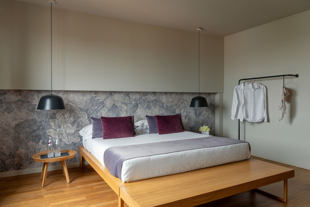 

Catania - Verona - Hotel Leopardi
