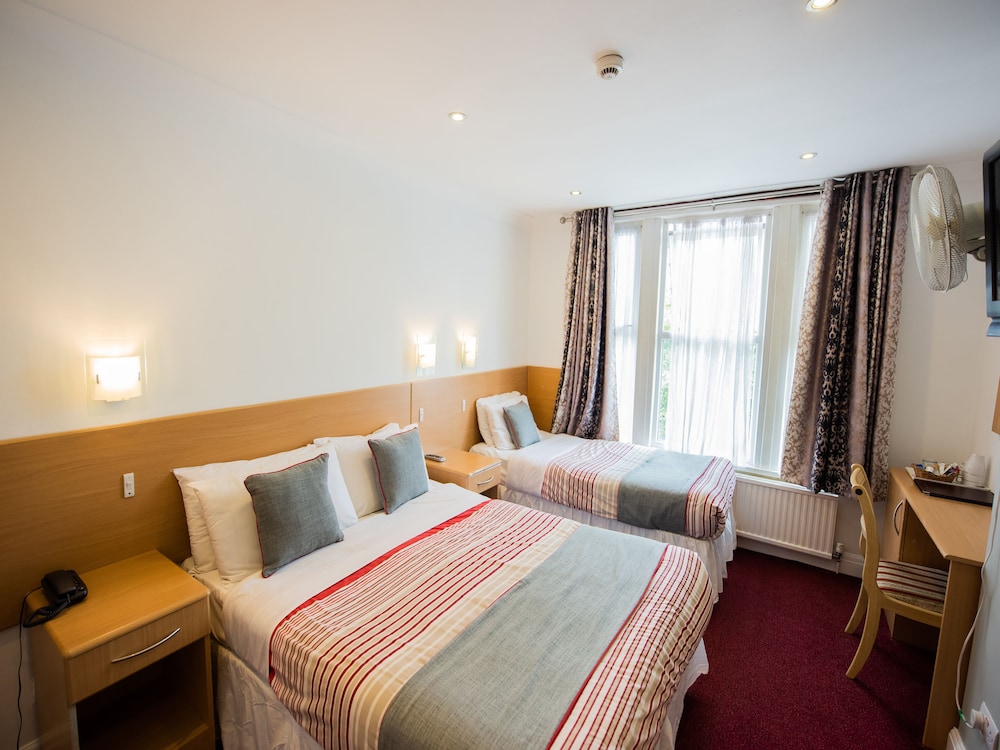 

Torino - Harrow - OYO London Guest House