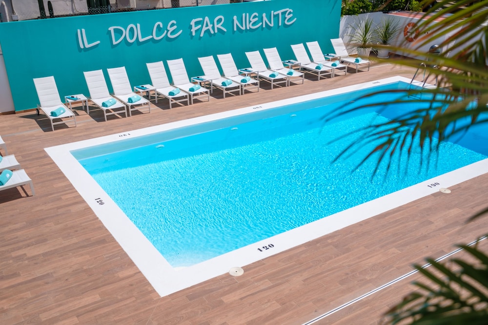 

Bari - Puerto de Andratx - Plaza Santa Ponsa Boutique - Adults Only.