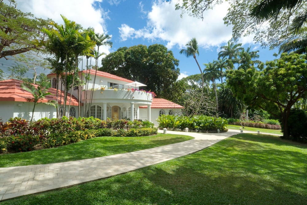 

Bologna - Speightstown - Fairmont Royal Pavilion Barbados Resort