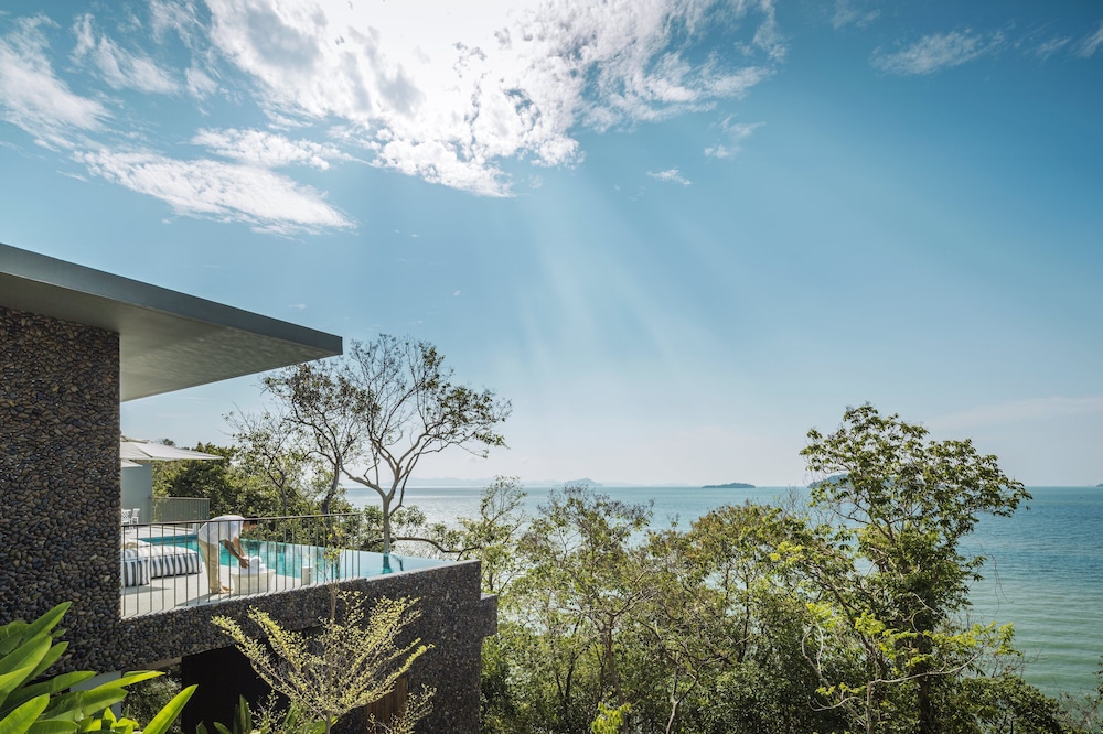 

Roma - Ban Bang Khu - COMO Point Yamu, Phuket- SHA Extra Plus