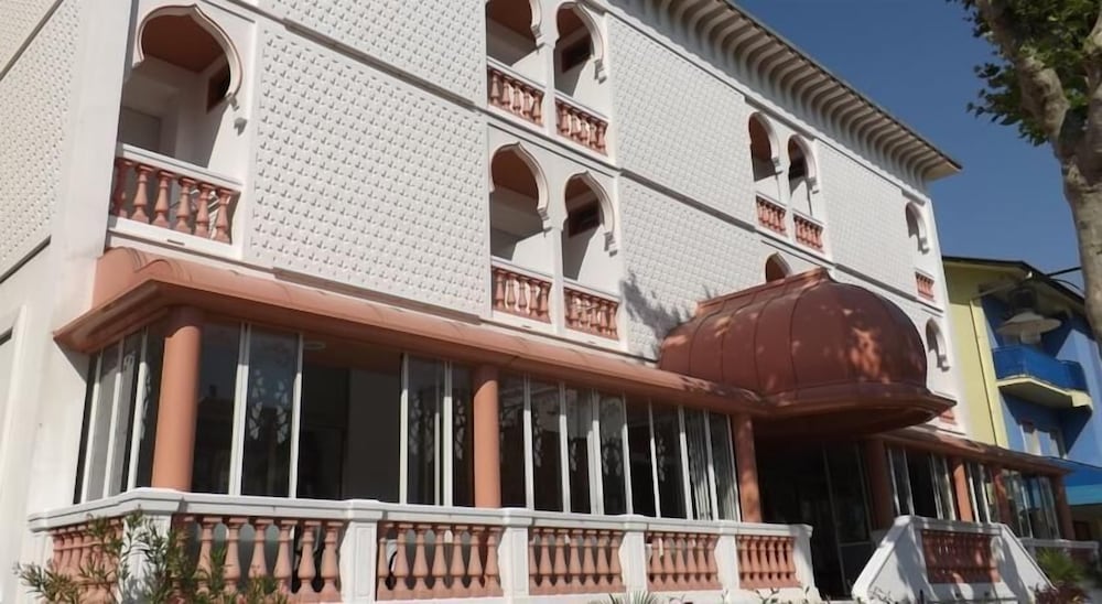 

Milano - Cesenatico - Hotel Victory