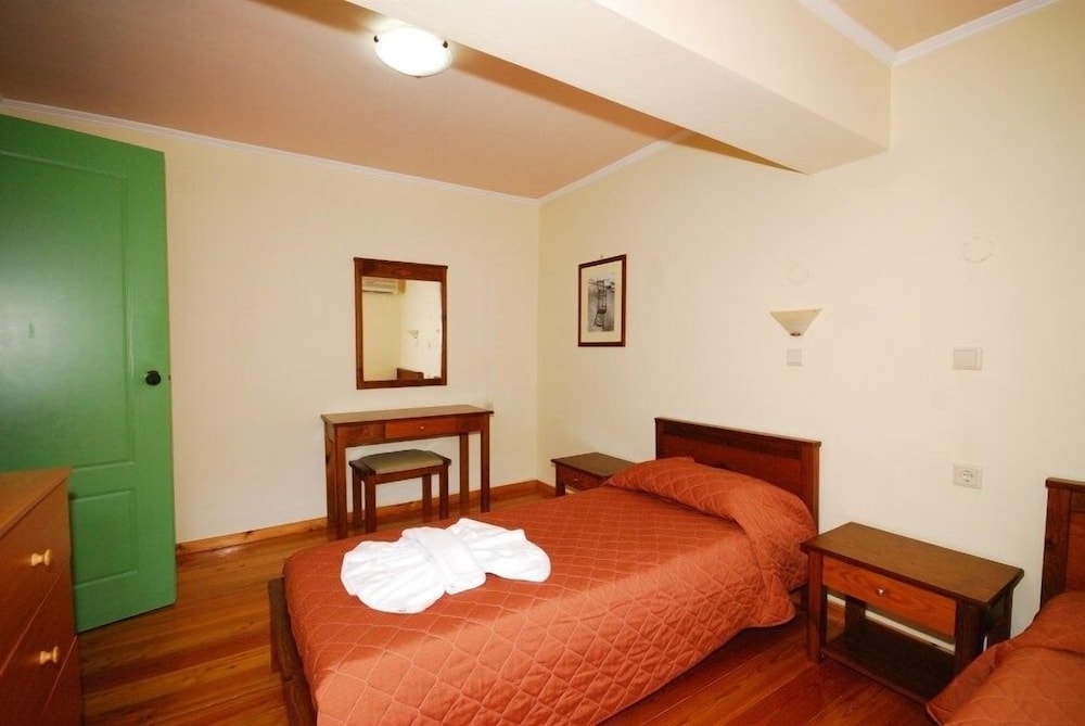 

Verona - Stavros - Aloni Suites